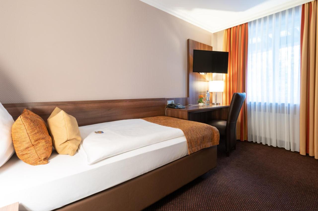 Hotel Im Park Хаан Екстериор снимка