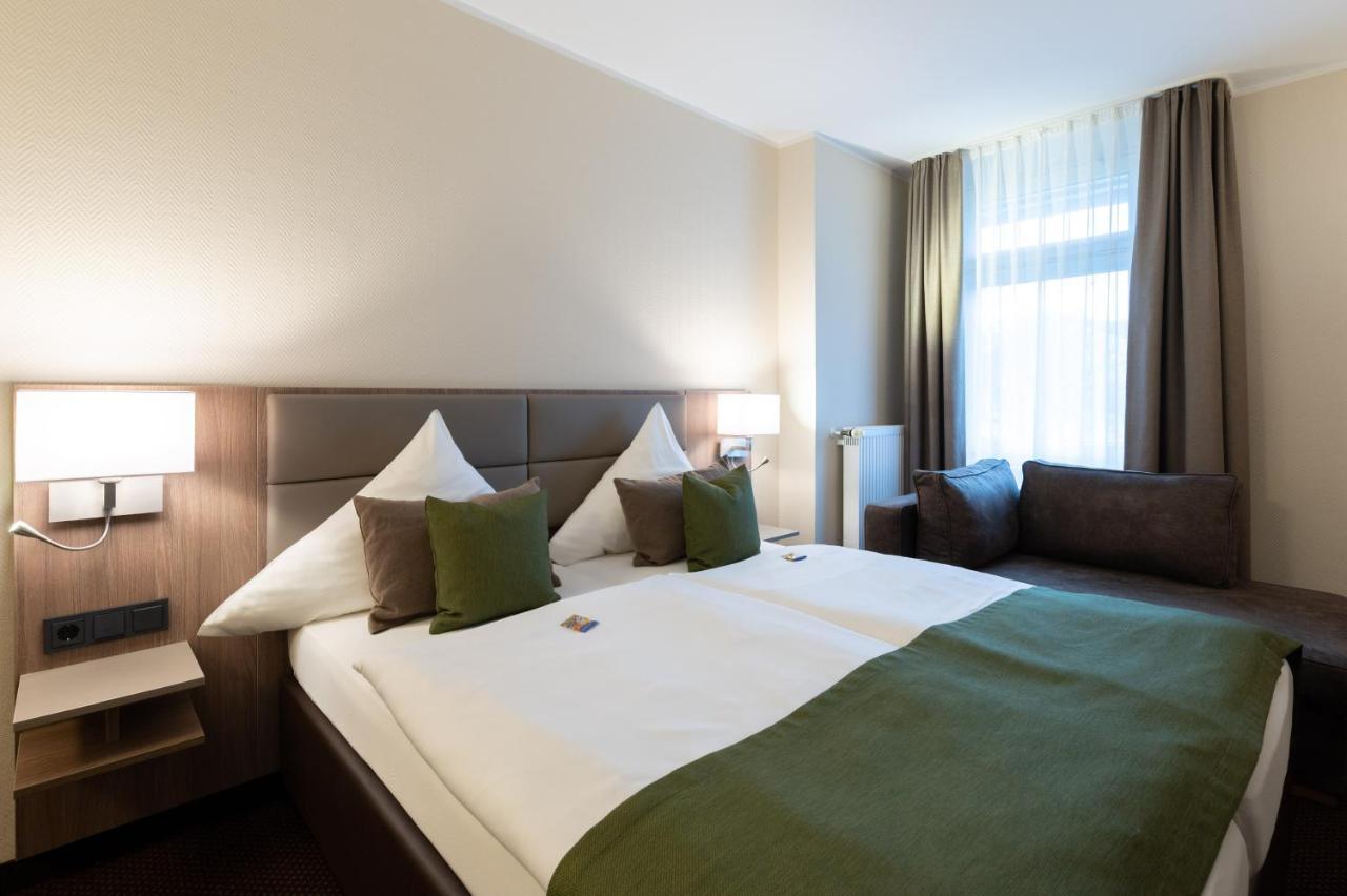 Hotel Im Park Хаан Екстериор снимка