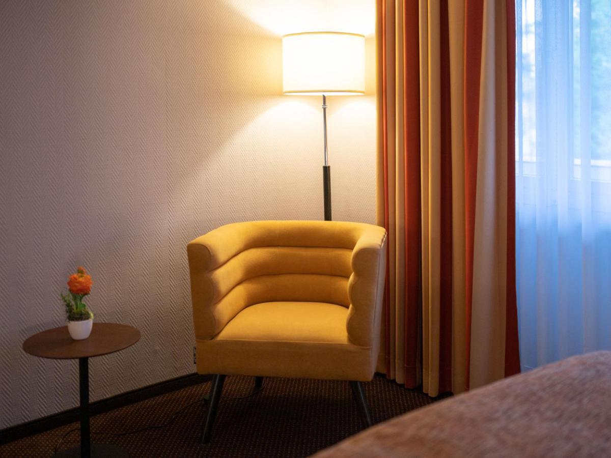 Hotel Im Park Хаан Екстериор снимка