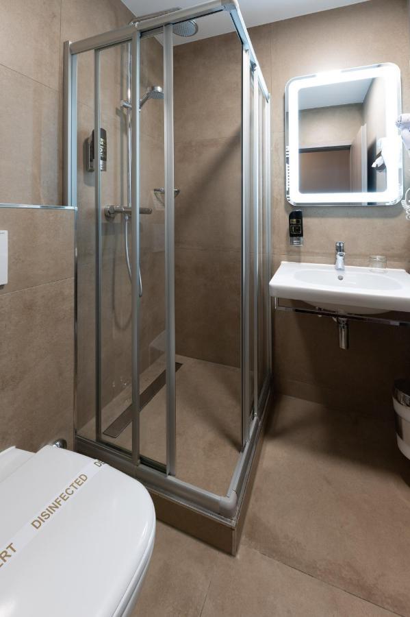 Hotel Im Park Хаан Екстериор снимка